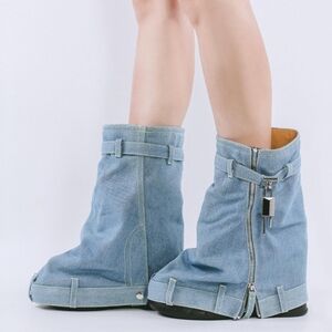 Stylish Denim Zipper Boots